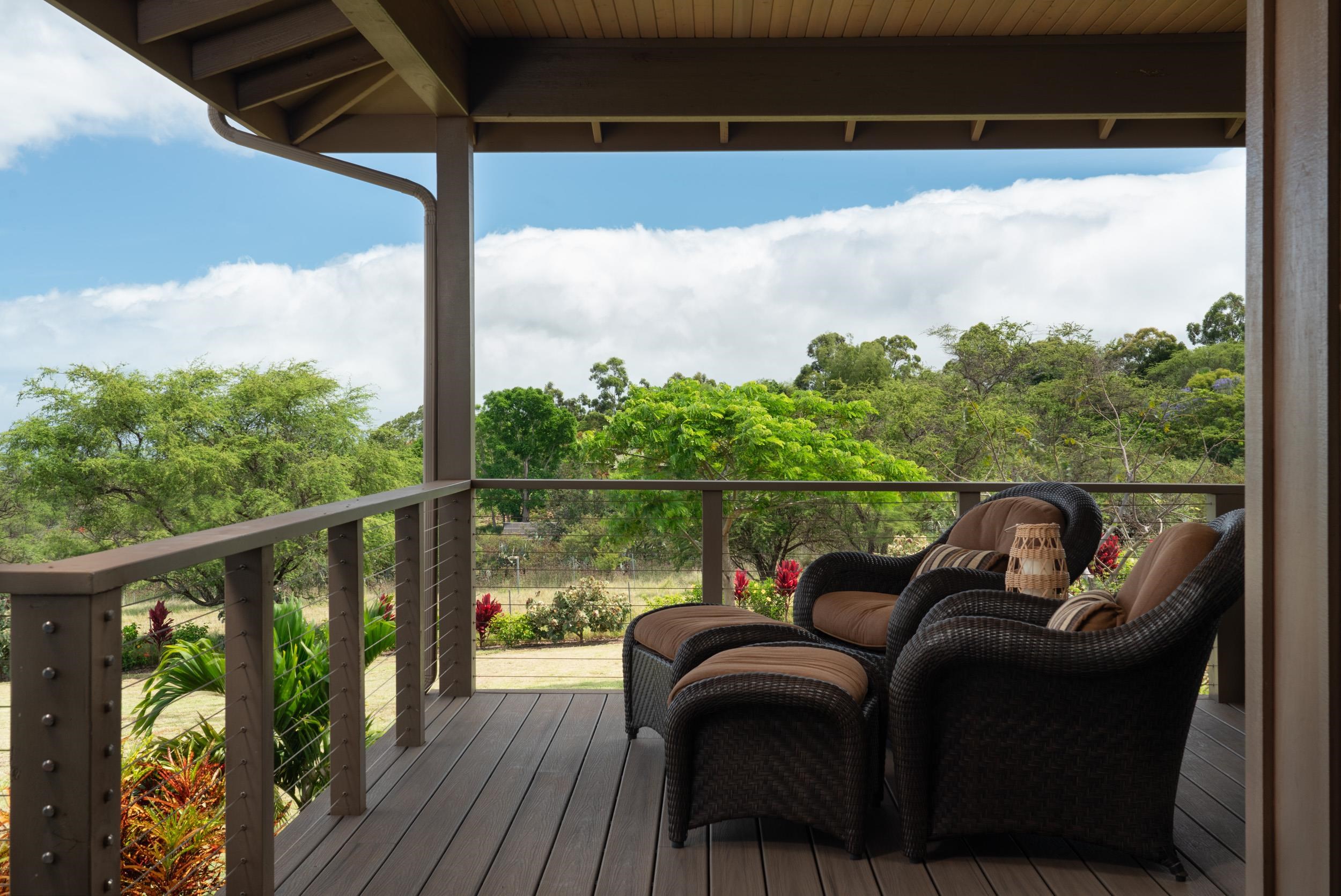 126 Hoomaikai Place Kula, HI 96790 - Photo 20 of 50 a balcony with wooden floor