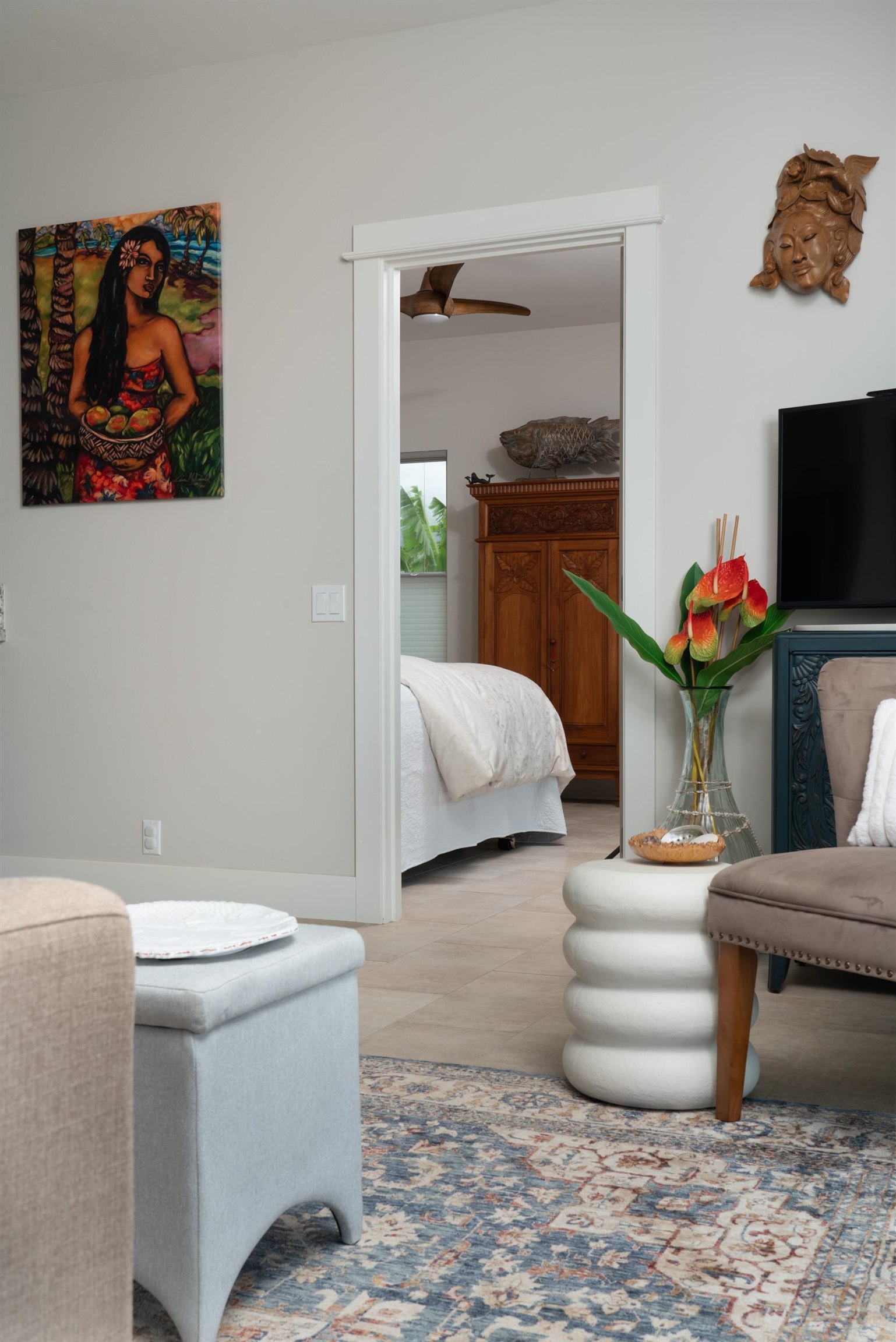 126 Hoomaikai Place Kula, HI 96790 - Photo 24 of 50 a living room with furniture and a flat screen tv