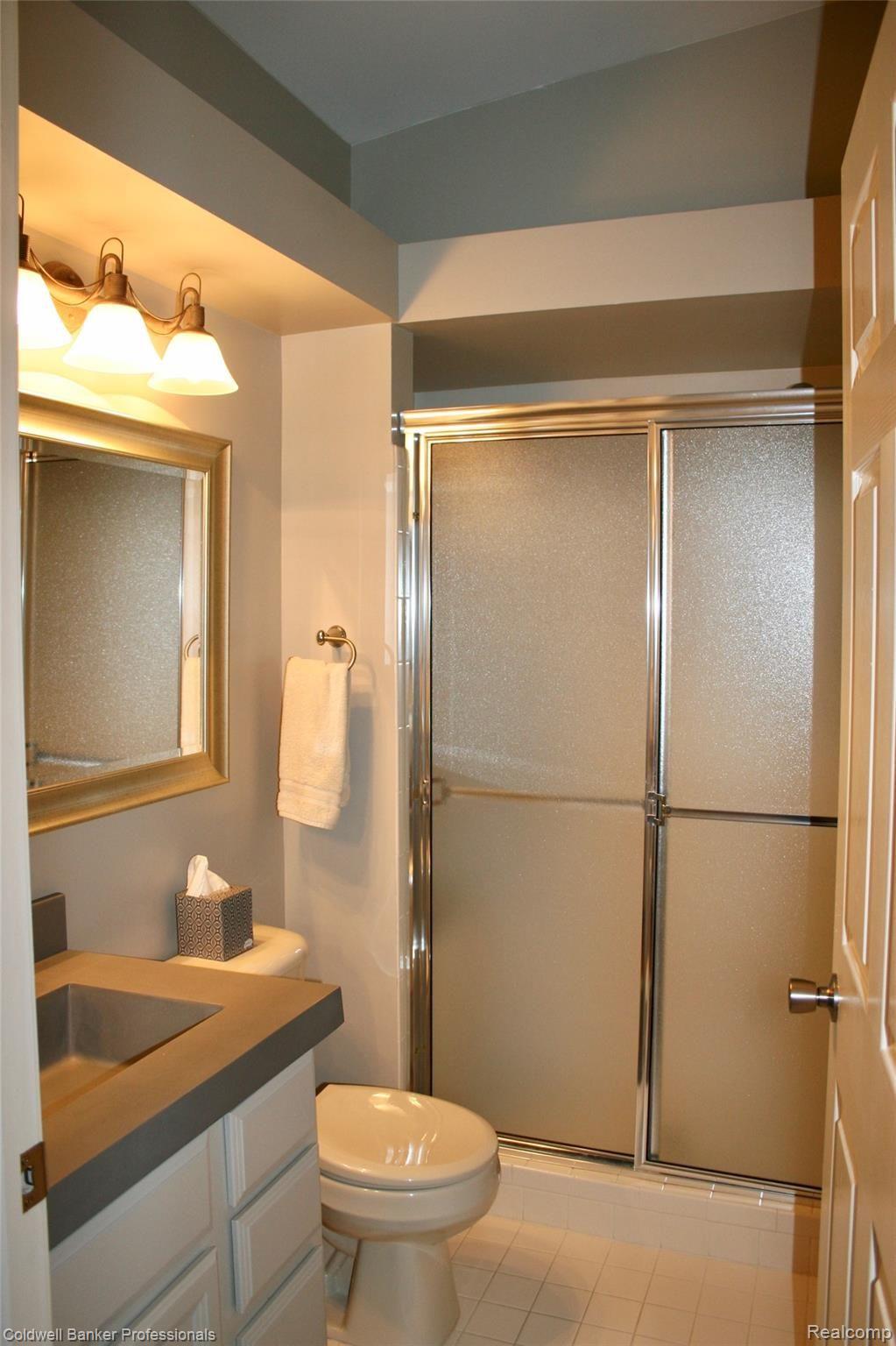 18347 Pleasant Valley Drive Macomb, MI 48044 - Photo 32 of 55 fullsizeoutput_515.jpeg