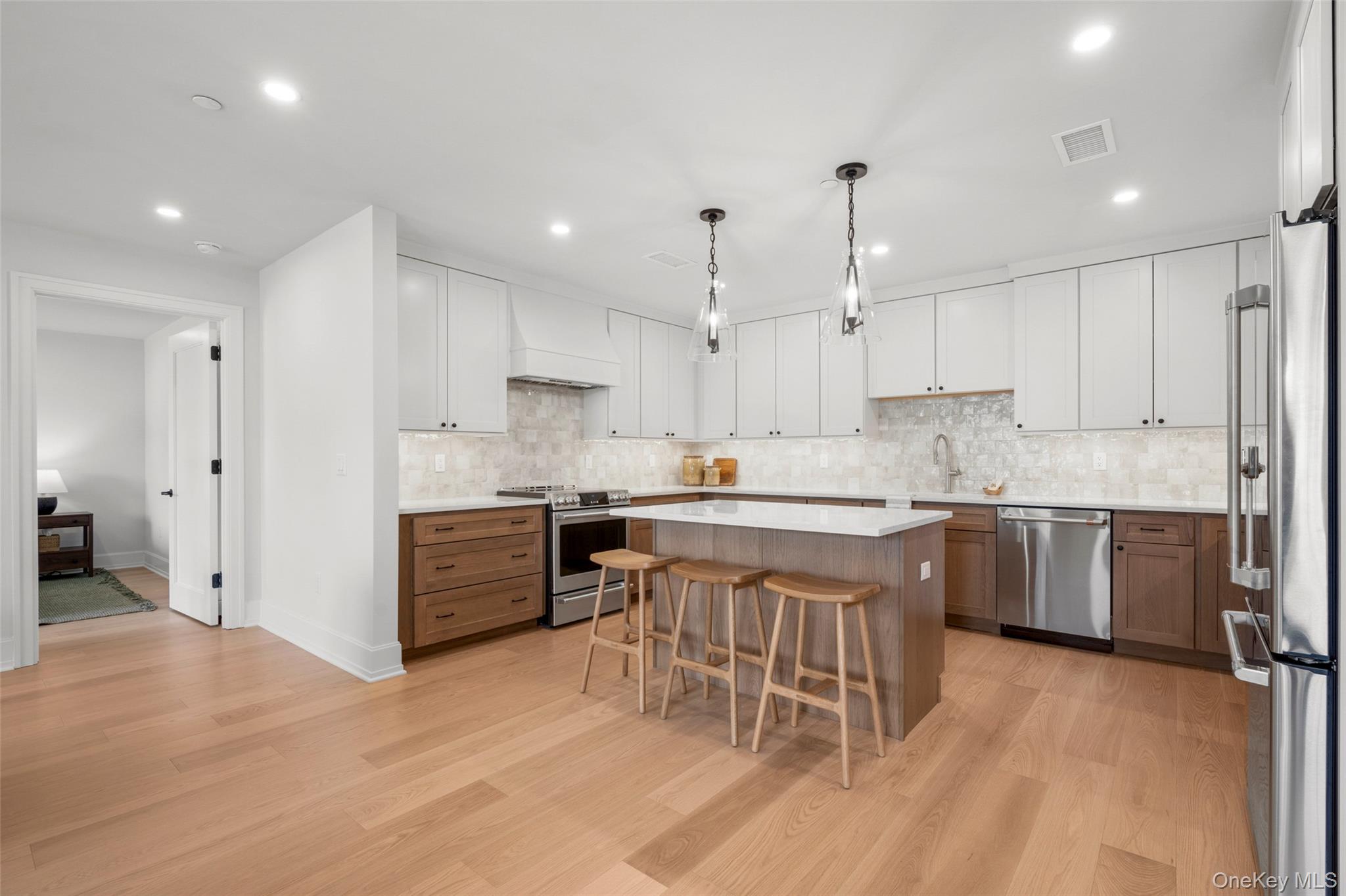 25 North Riverside Avenue, Unit 211 Croton-on-Hudson, NY 10520 - Photo 18 of 50