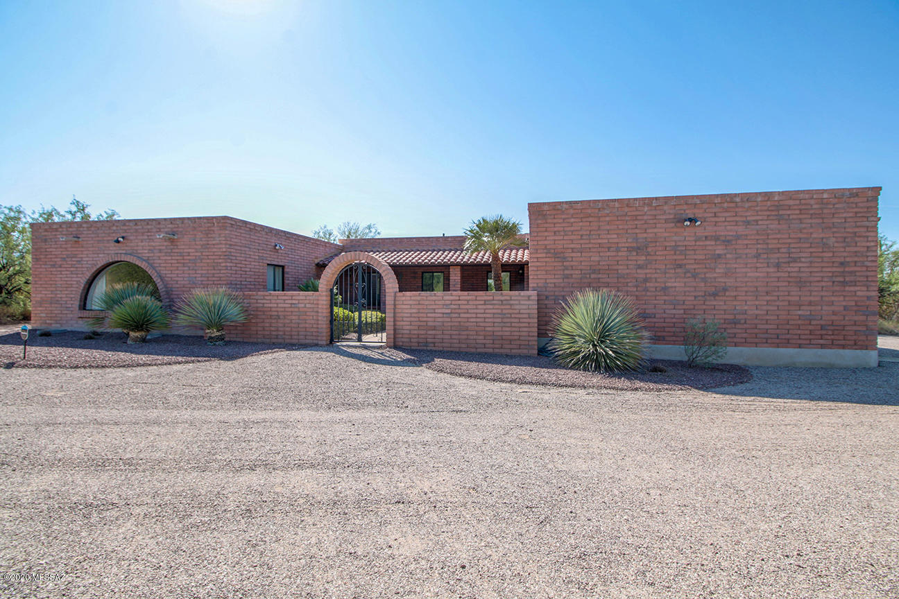 12220 East Roger Road Tucson, AZ 85749 - Photo 2 of 50 Gallery Image 2