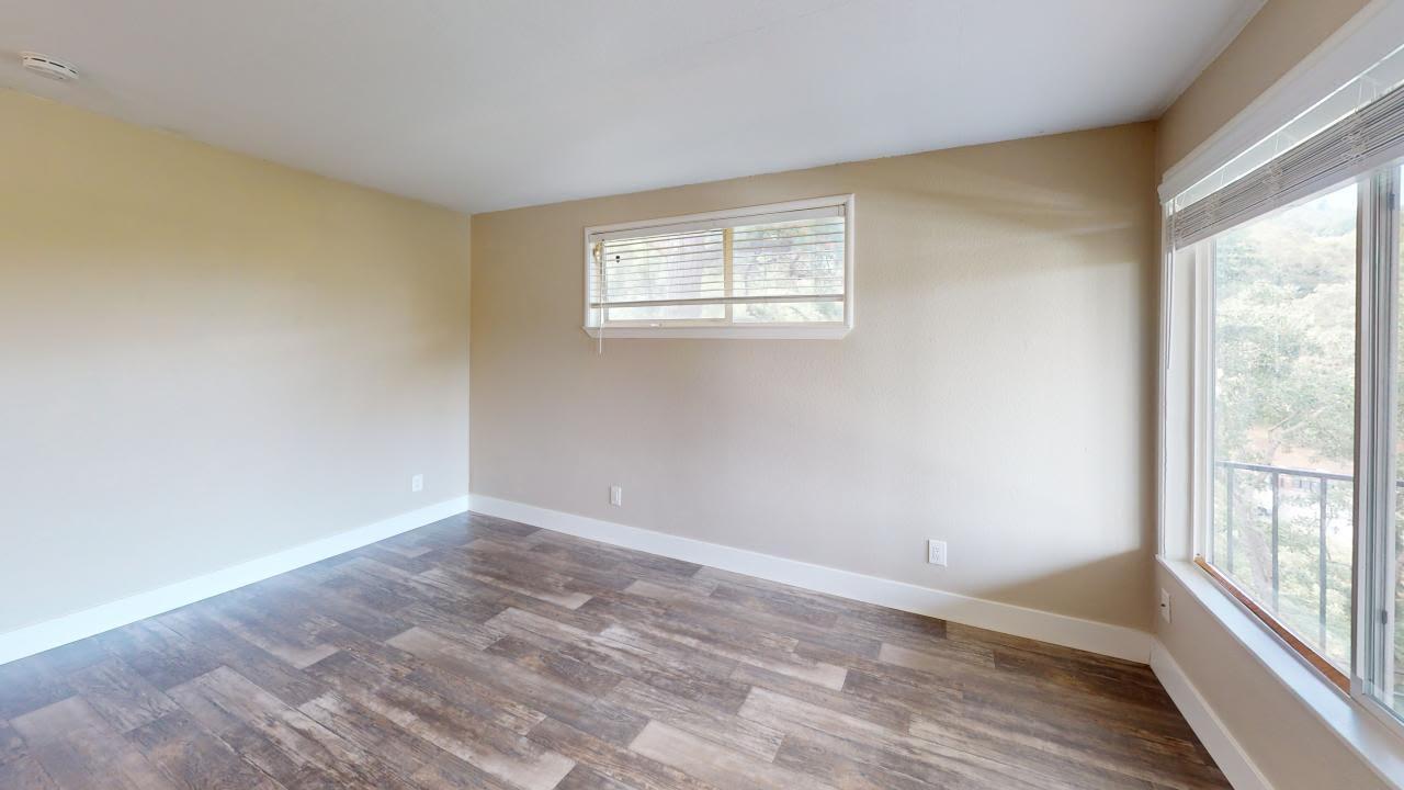 7 Merrydale Road San Rafael, CA 94903 - Photo 13 of 14 a view of an empty room with a window