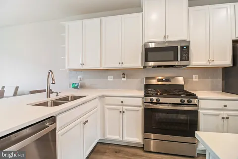 $450,000 | 646 Lakemont Drive, Glen Burnie, MD 21060