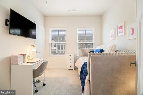 $450,000 | 646 Lakemont Drive, Glen Burnie, MD 21060