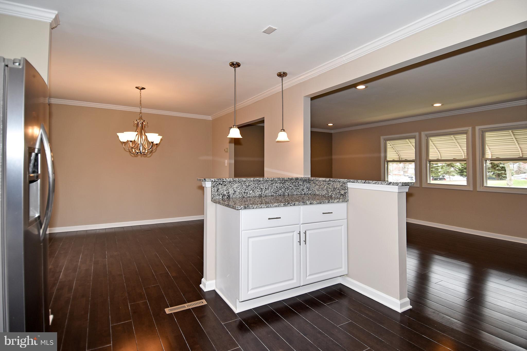 1924 Brookdale Road Baltimore, MD 21244 - Photo 11 of 29 Kitchen