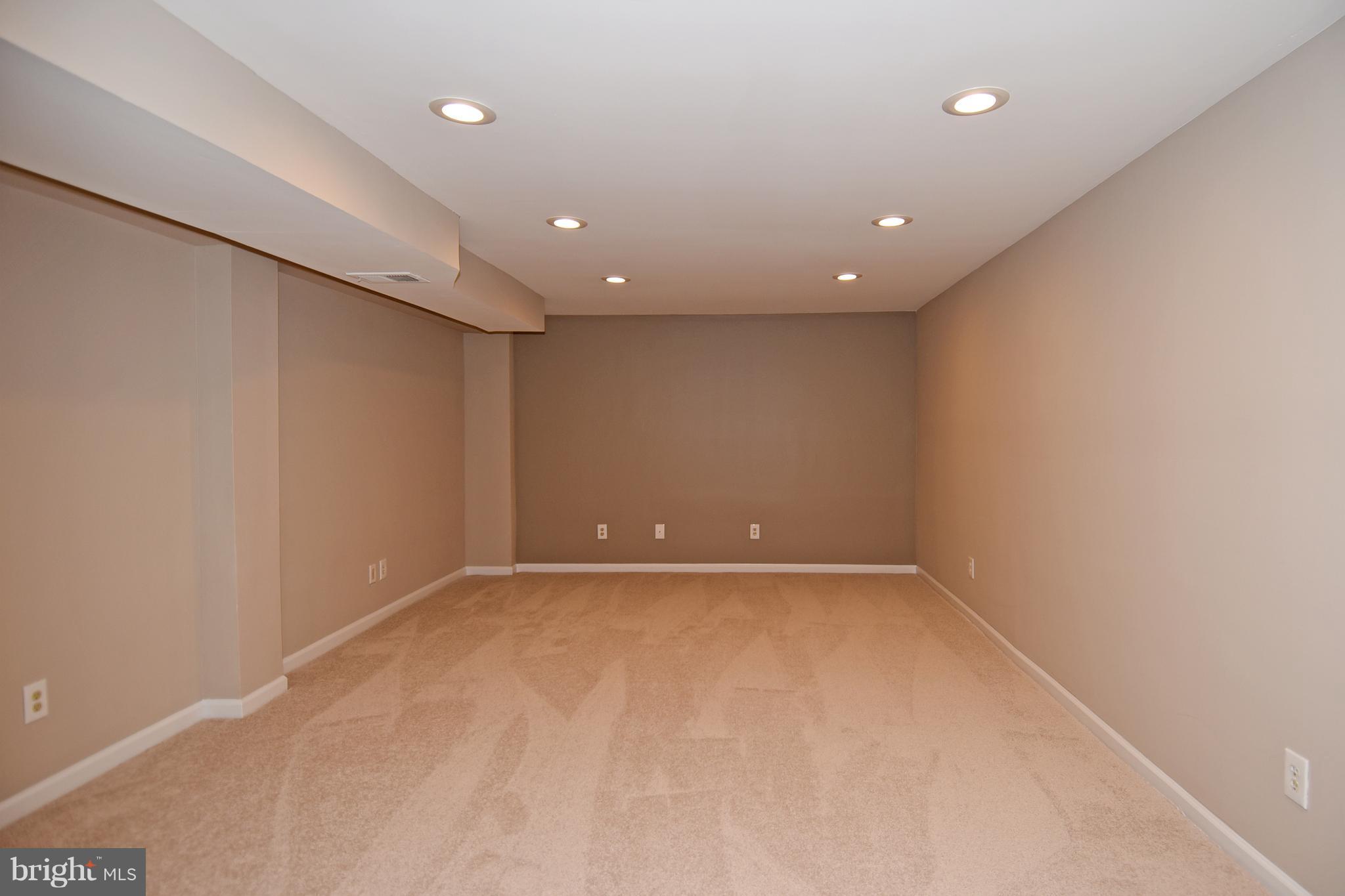 1924 Brookdale Road Baltimore, MD 21244 - Photo 22 of 29 Lower Level
