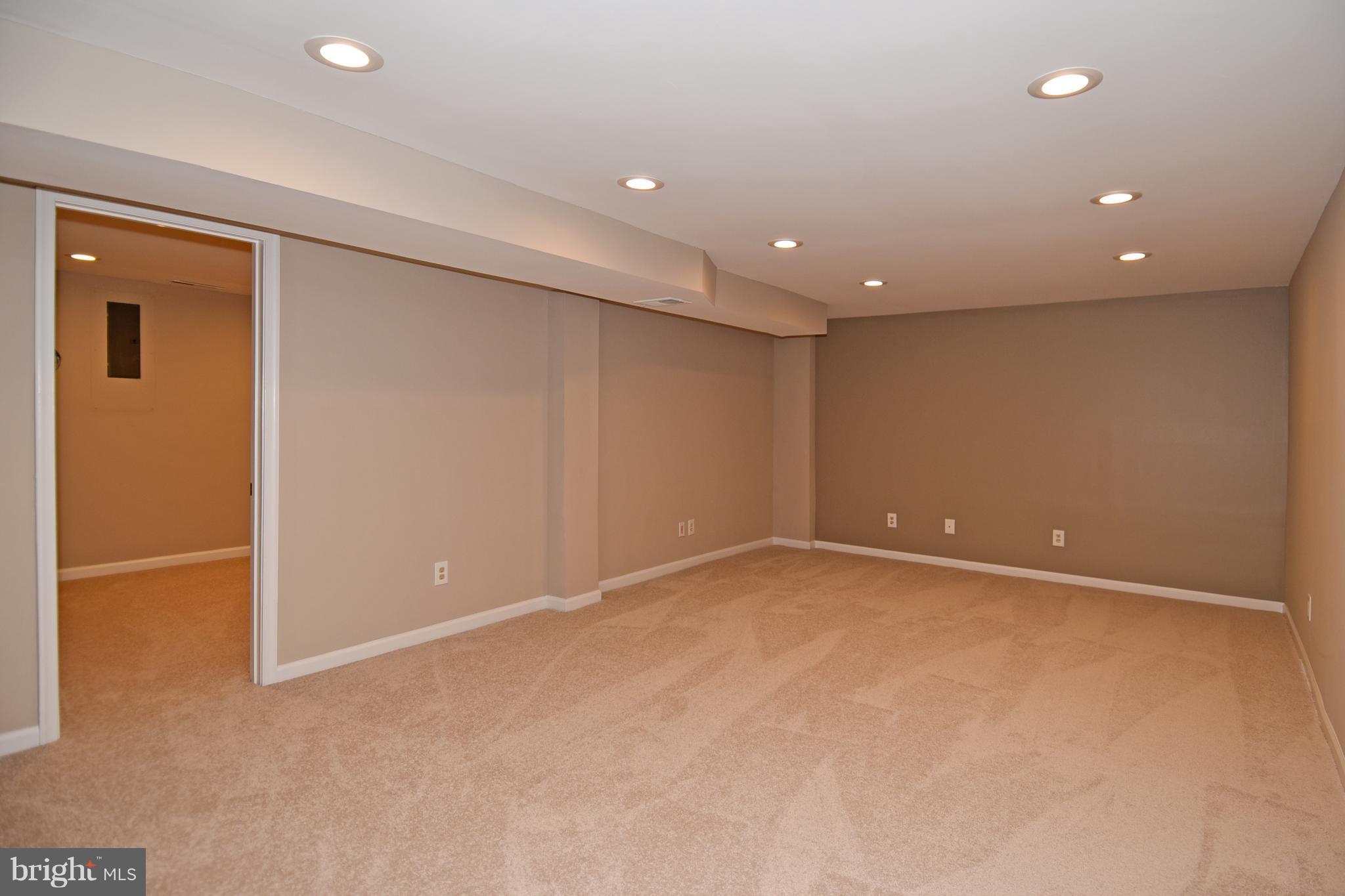 1924 Brookdale Road Baltimore, MD 21244 - Photo 23 of 29 Lower Level