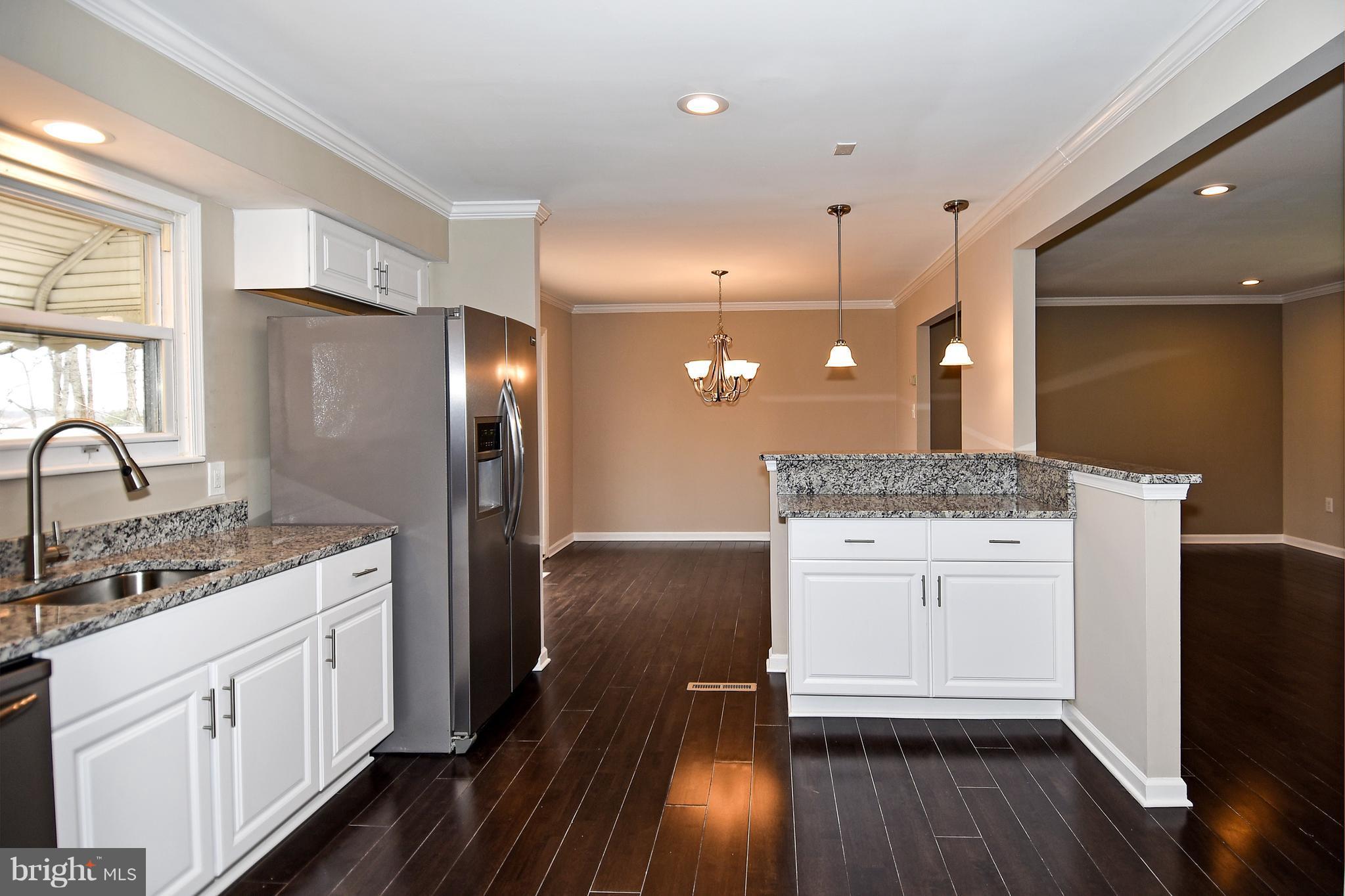 1924 Brookdale Road Baltimore, MD 21244 - Photo 10 of 29 Kitchen