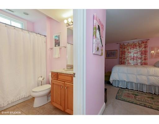 130 Schooner Lane Barnstable, MA 02601 - Photo 10 of 15