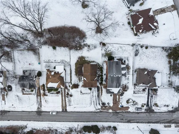 an aerial view of multiple house