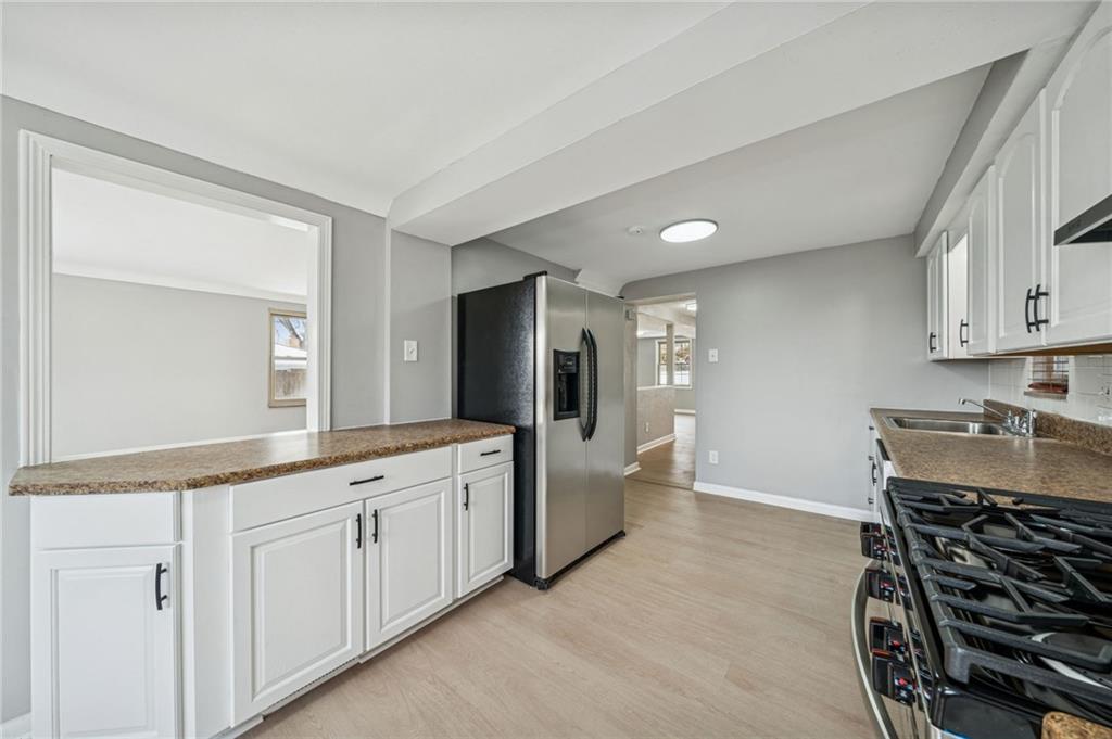 417 Longview Drive Monroeville, PA 15146 - Photo 6 of 35