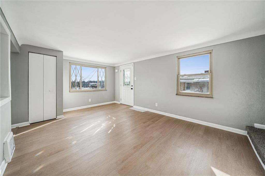 417 Longview Drive Monroeville, PA 15146 - Photo 7 of 35