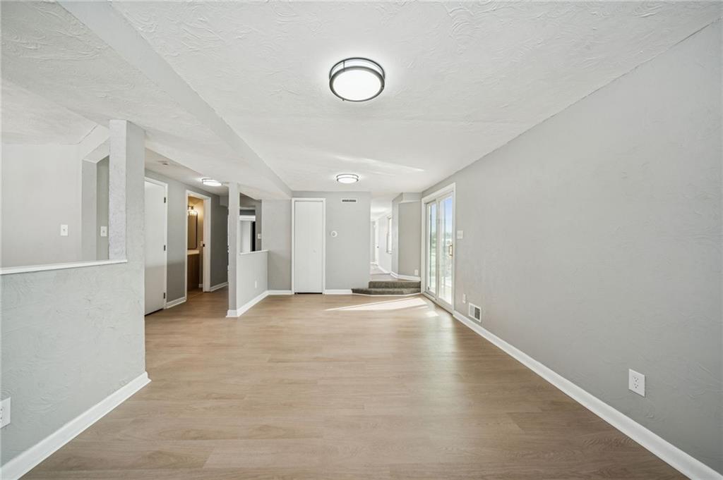 417 Longview Drive Monroeville, PA 15146 - Photo 9 of 35