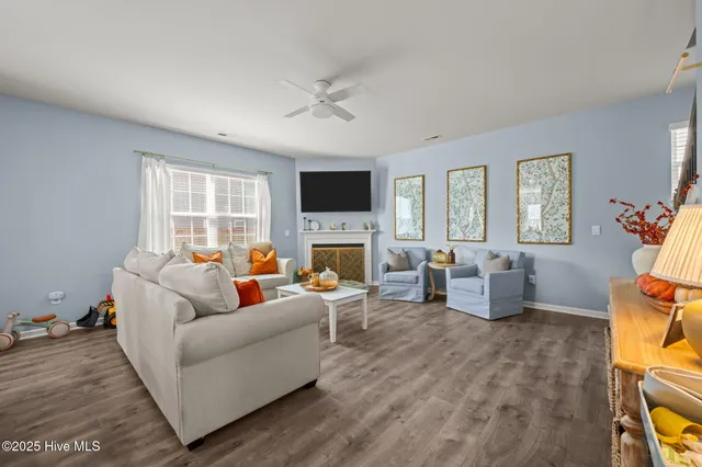 $2,600 | 1012 Kellie Court, New Bern, NC 28562