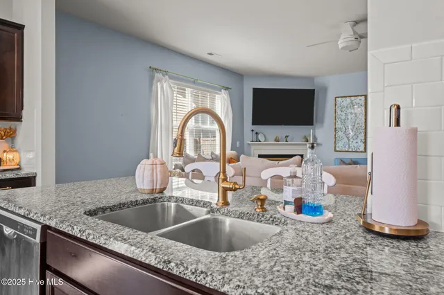 $2,600 | 1012 Kellie Court, New Bern, NC 28562