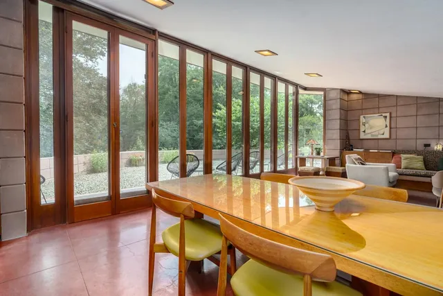 $2,100,000 | 11090 Hawthorne Drive, Galesburg, MI 49053