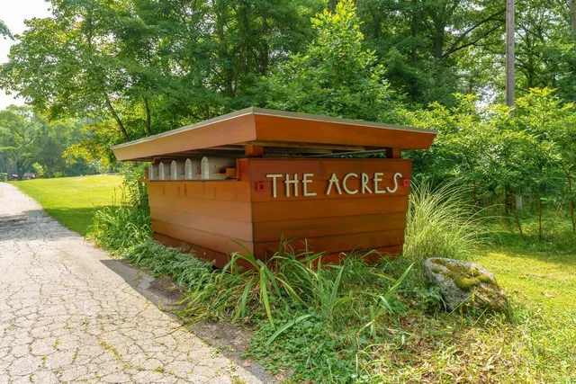 $2,100,000 | 11090 Hawthorne Drive, Galesburg, MI 49053