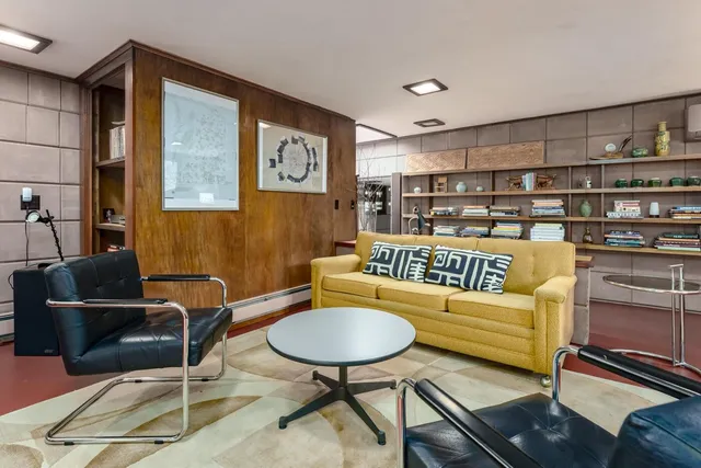 $2,100,000 | 11090 Hawthorne Drive, Galesburg, MI 49053