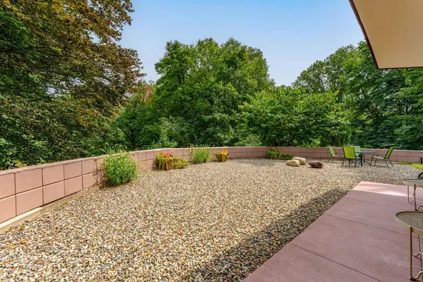 $2,100,000 | 11090 Hawthorne Drive, Galesburg, MI 49053