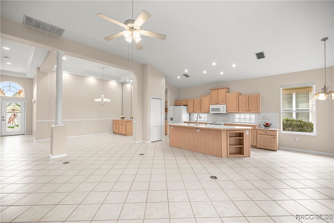 51 West Doerr Path Hernando, FL 34442 - Photo 18 of 88