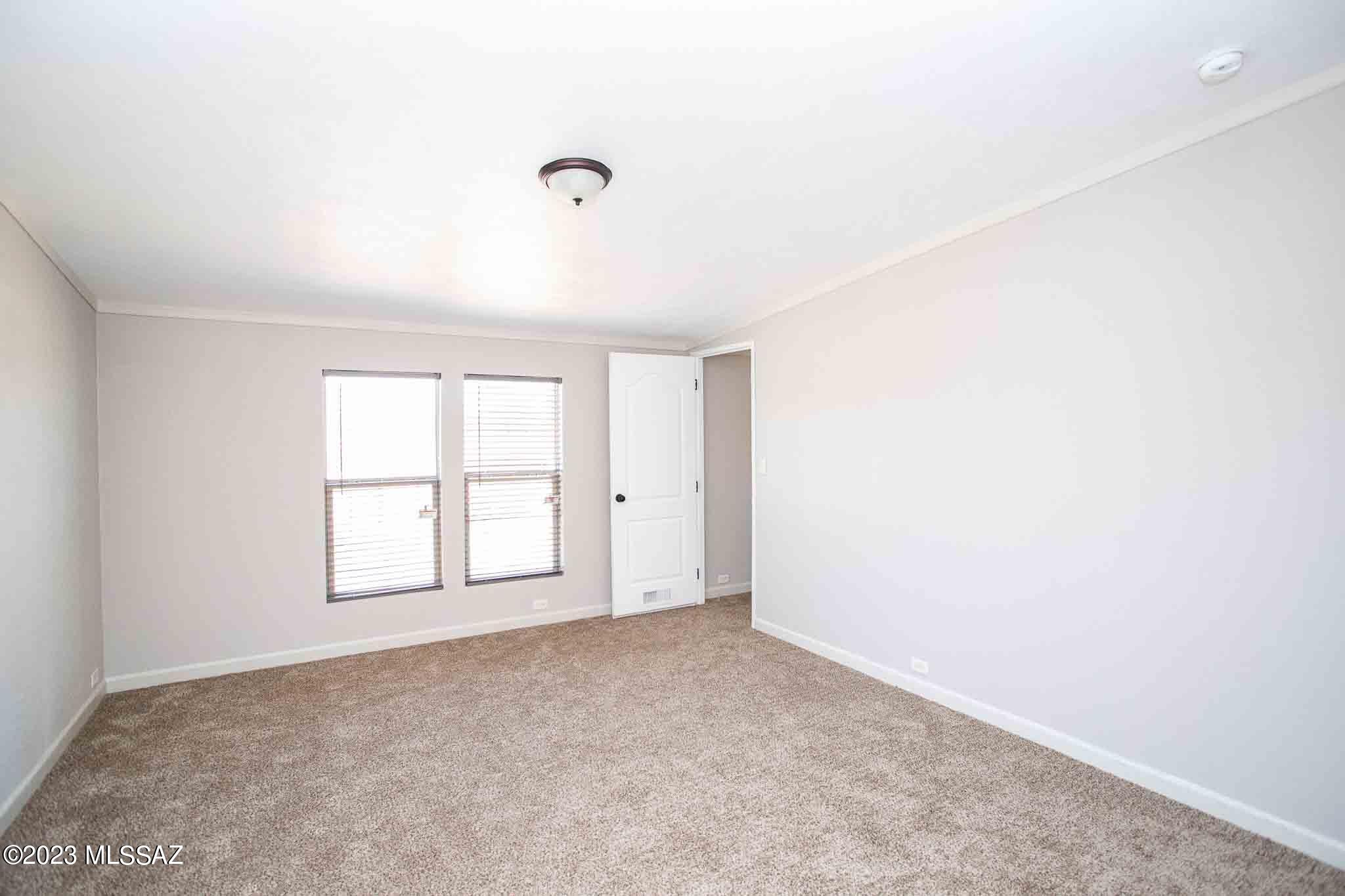11020 West Massingale Road Tucson, AZ 85743 - Photo 10 of 24 Gallery Image 10