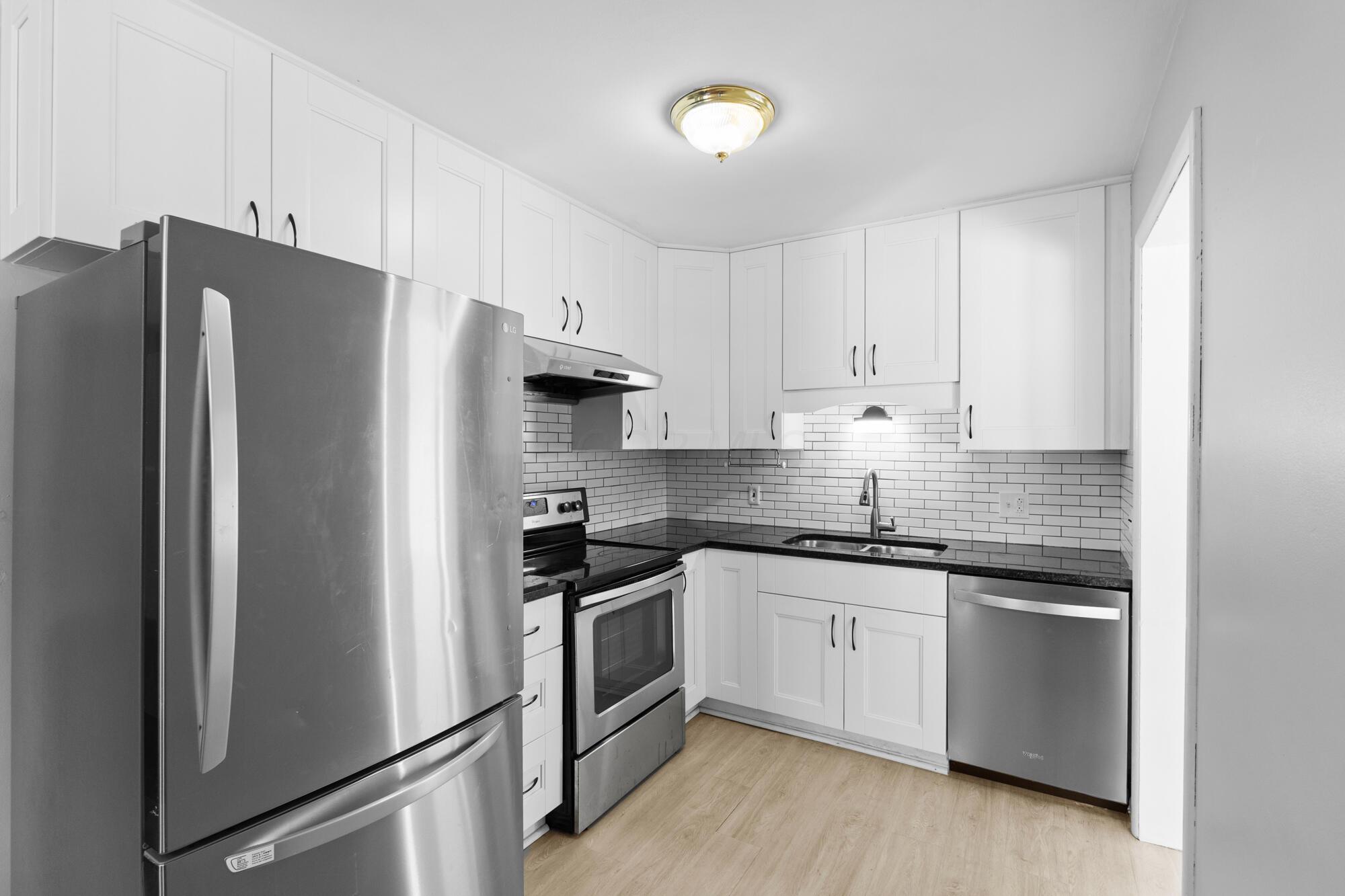 2454 Cranford Road Columbus, OH 43221 - Photo 12 of 42