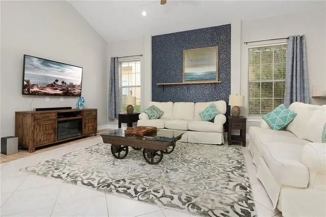 $8,900 | 216 Eastpark Drive, Kissimmee, FL 34747