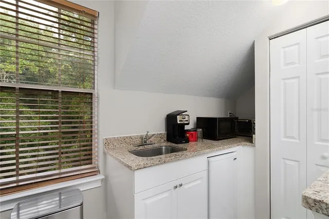 $8,900 | 216 Eastpark Drive, Kissimmee, FL 34747