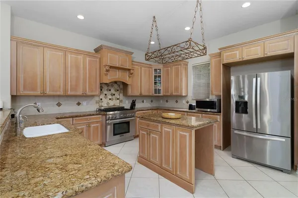 $7,400 | 216 Eastpark Drive, Kissimmee, FL 34747