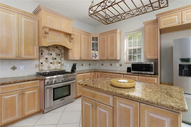 $8,900 | 216 Eastpark Drive, Kissimmee, FL 34747