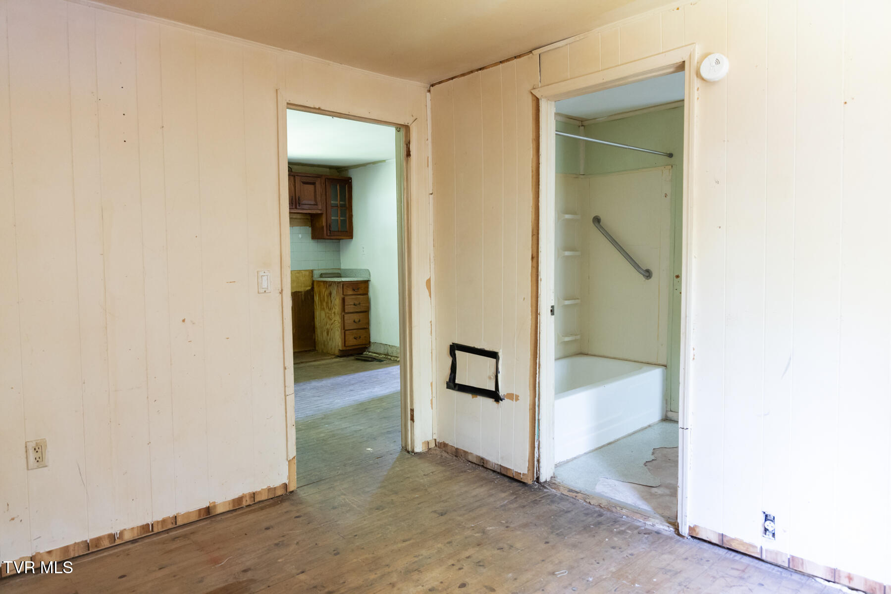 133 Bob Wright Road Elizabethton, TN 37643 - Photo 39 of 46 133bobwright_260708_0011