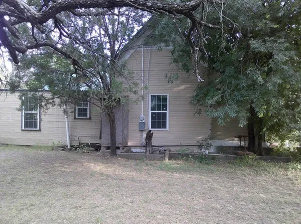 $56,500 | 598 South Roberts Avenue, Paint Rock, TX 76866