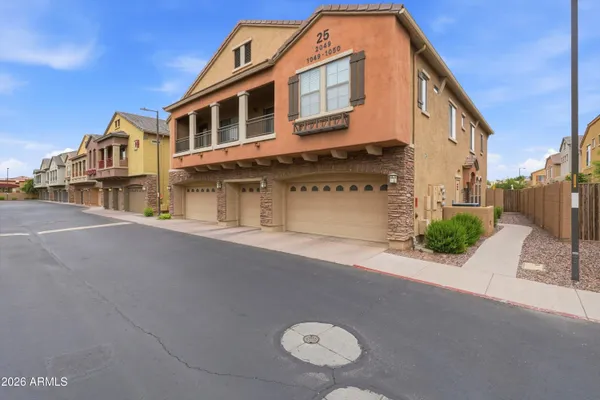 $395,000 | 1350 South Greenfield Road, Unit 1049, Mesa, AZ 85206