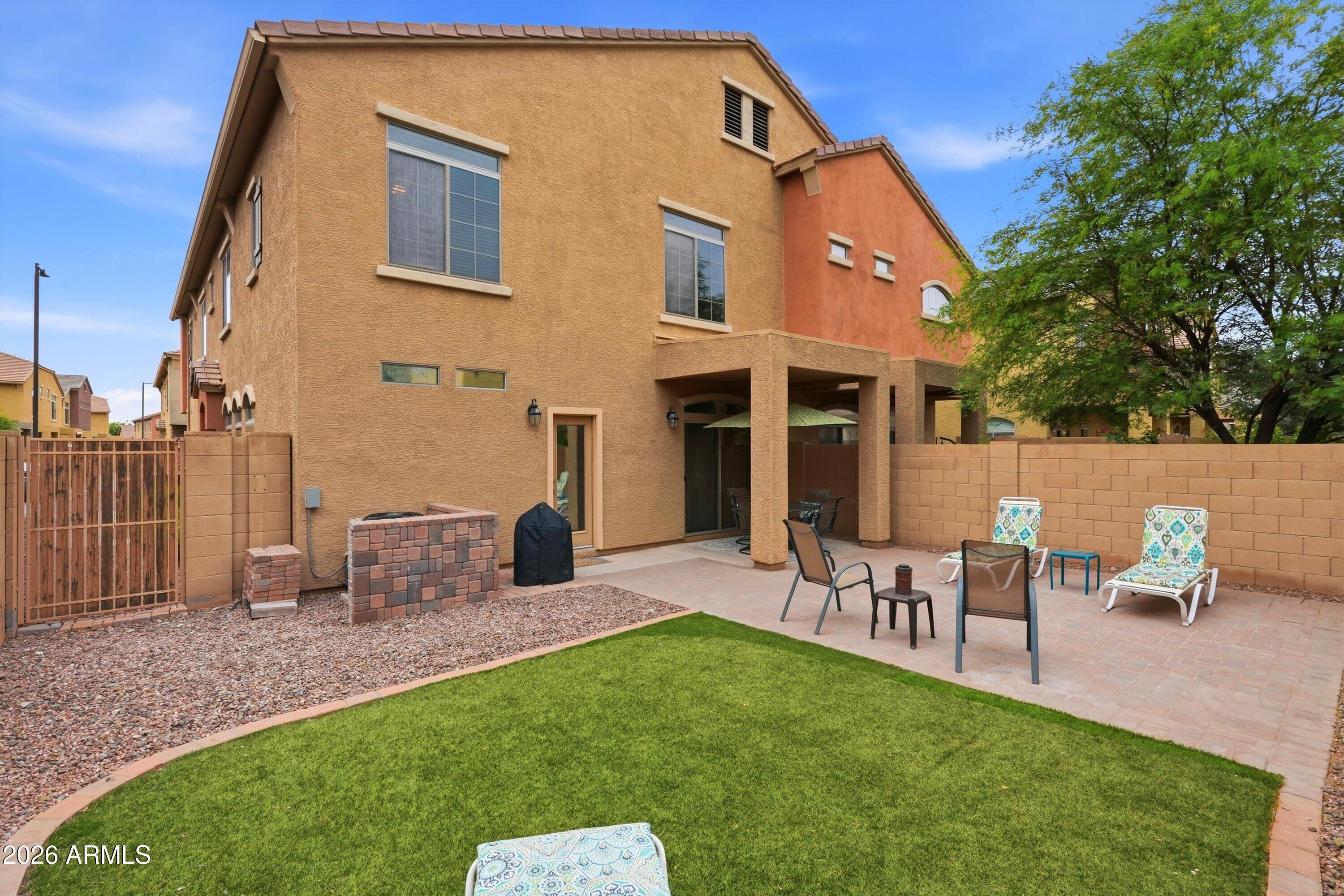 1350 South Greenfield Road, Unit 1049 Mesa, AZ 85206 - Photo 24 of 27 Larger Yard