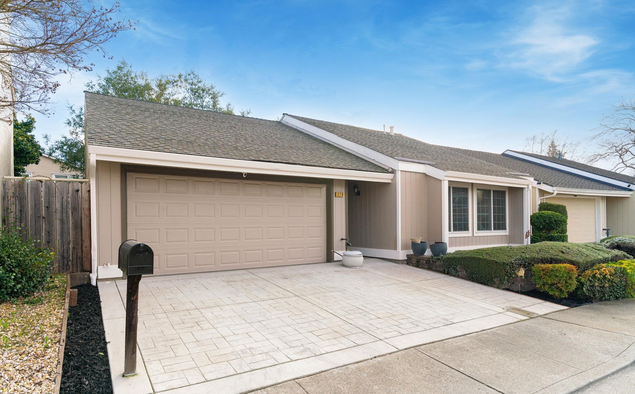 326 Meadowood Circle San Ramon, CA 94583 - Photo 4 of 42