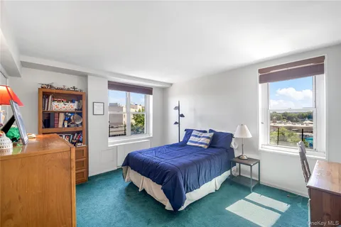 $450,000 | 211-65 23rd Avenue, Unit 5E | Bay Terrace