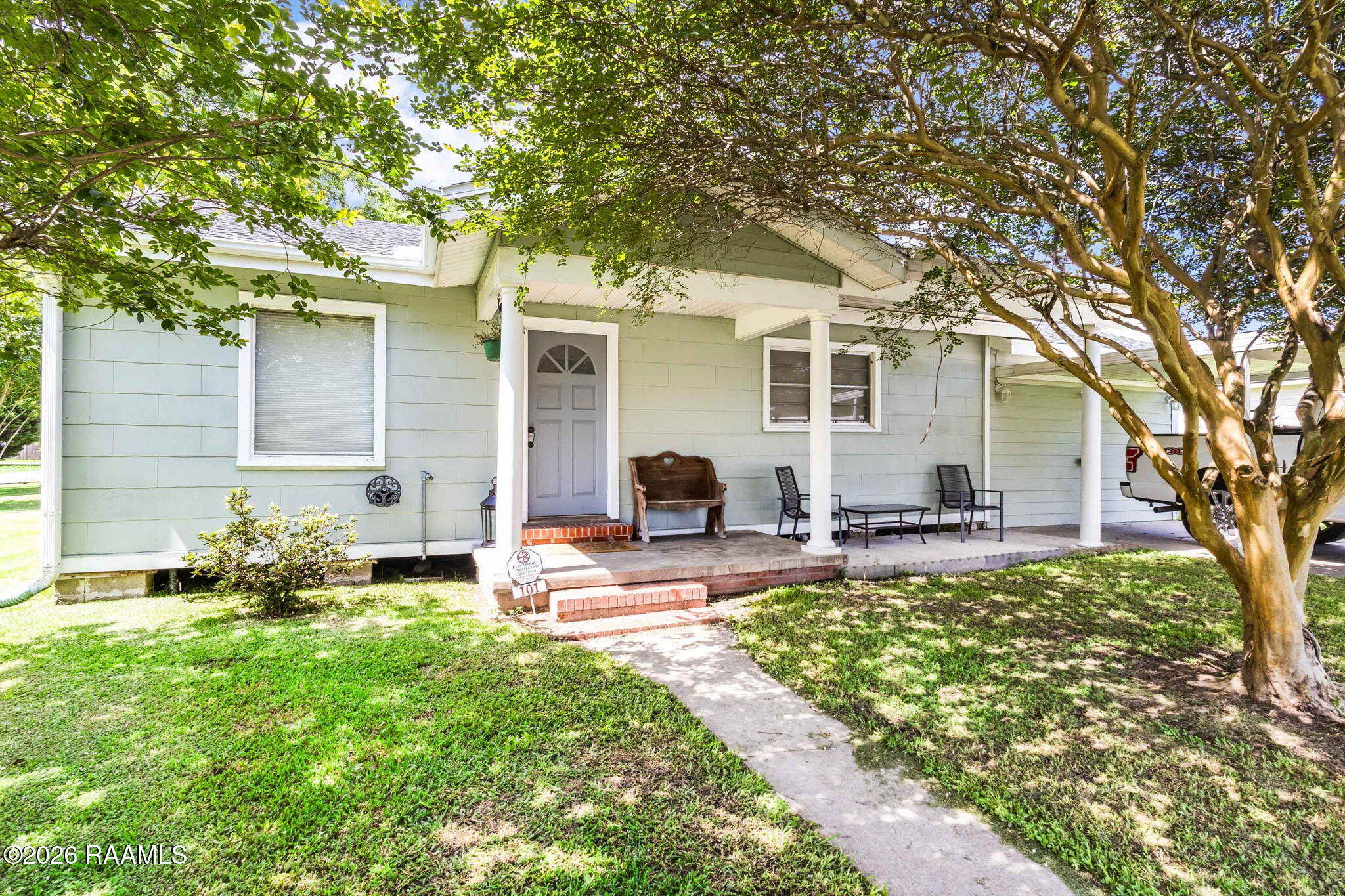 101 Rayland Street Lafayette, LA 70506 - Photo 1 of 17 1-web-or-mls-101 Rayland-13