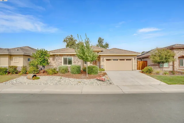 $610,000 | 1409 St Andrews Lane, Ione, CA 95640