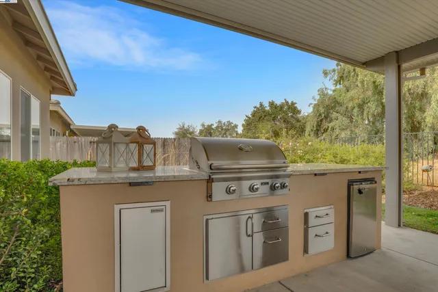 $610,000 | 1409 St Andrews Lane, Ione, CA 95640