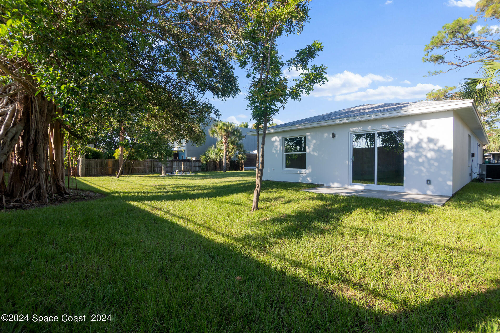 421 Audubon Drive Melbourne, FL 32901 - Photo 9 of 11 Backyard View