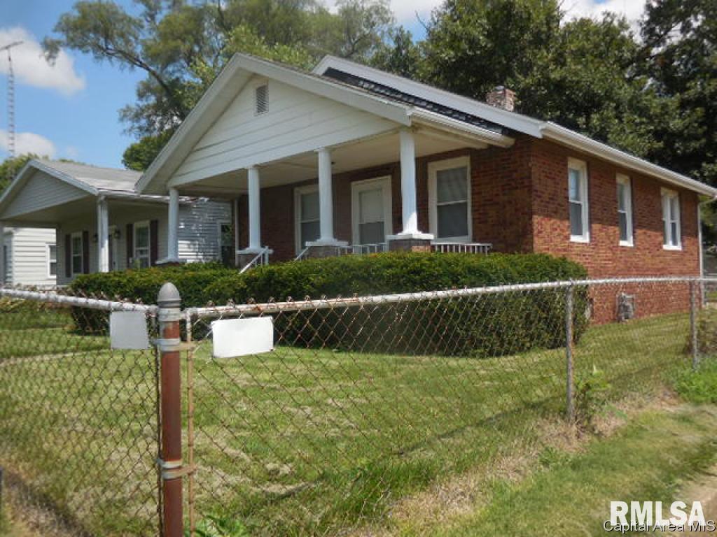 2664 Yale Boulevard Springfield, IL 62703 - Photo 1 of 8