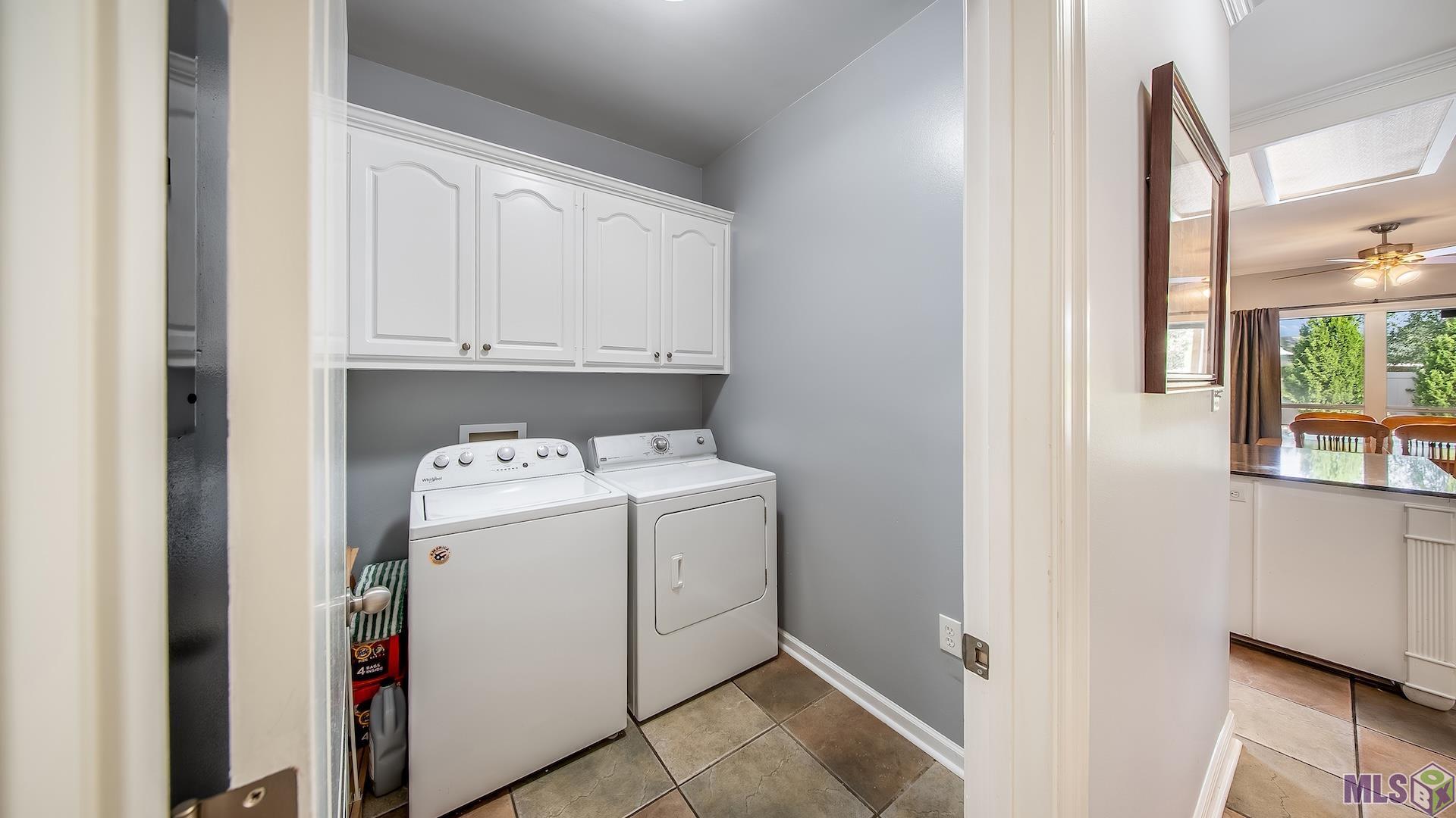 18939 Beaujolaes Avenue Baton Rouge, LA 70817 - Photo 16 of 25 laundry