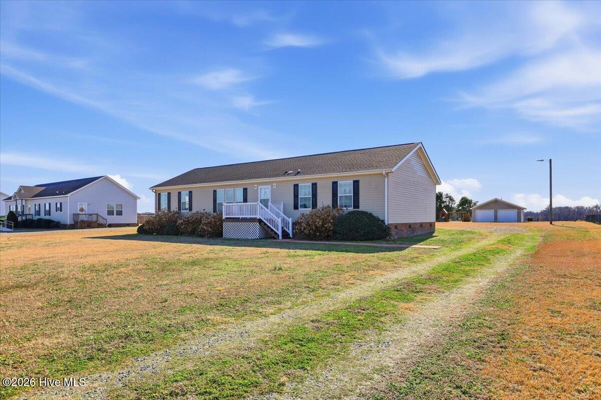 461 Ralph Dail Road Mount Olive, NC 28365 - Photo 10 of 48 09-461 Ralph Dail Rd-9