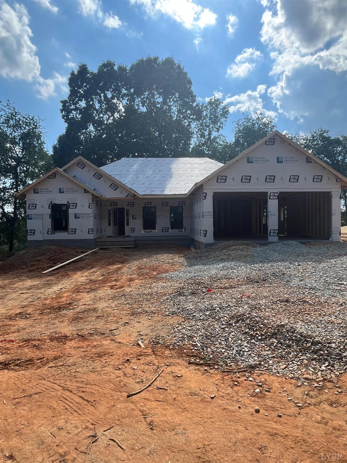 4 Five Forks Road Bedford, VA 24523 - Photo 2 of 13