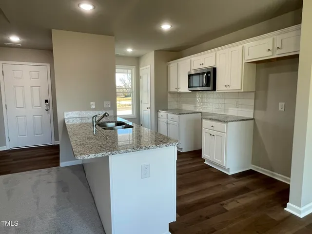 $277,400 | 93 Faucette Drive, Selma, NC 27576