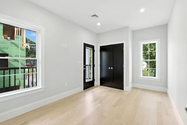 $1,199,900 | 11 Washington Street, Unit 7, Ipswich, MA 01938