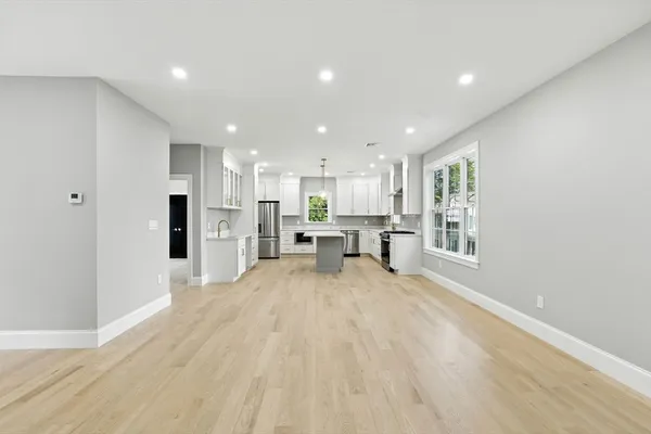 $1,199,900 | 11 Washington Street, Unit 7, Ipswich, MA 01938