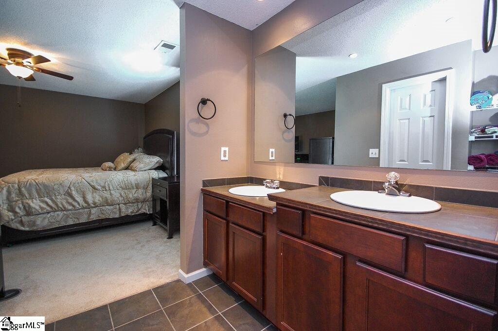 200 Grape Arbor Lane Fountain Inn, SC 29644 - Photo 17 of 29 Gallery Image 17