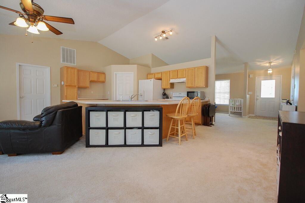 200 Grape Arbor Lane Fountain Inn, SC 29644 - Photo 5 of 29 Gallery Image 5
