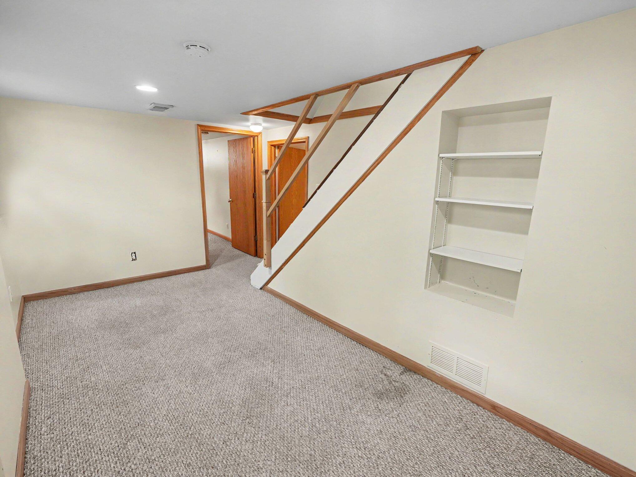 2010 Ferdon Road Ann Arbor, MI 48104 - Photo 16 of 24 020_file_7669